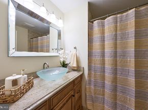 6906 Lafayette Park Drive, Annandale VA 22003
