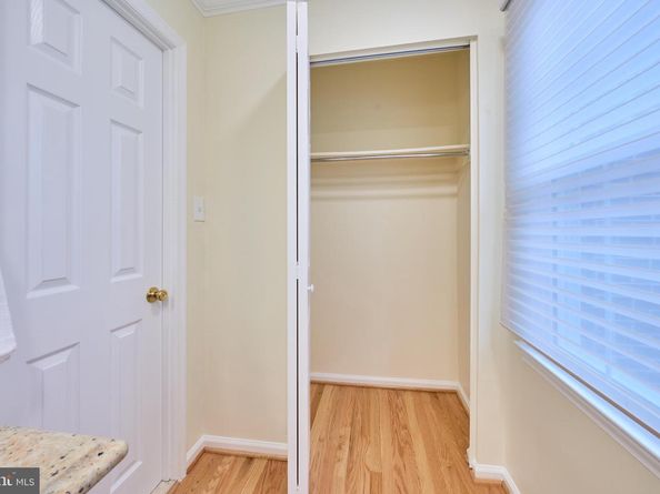 6906 Lafayette Park Drive, Annandale VA 22003