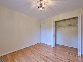 6906 Lafayette Park Drive, Annandale VA 22003