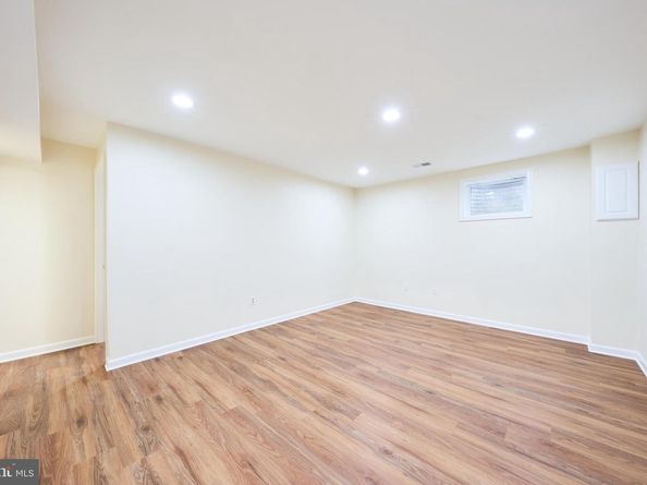 6906 Lafayette Park Drive, Annandale VA 22003