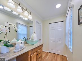 6906 Lafayette Park Drive, Annandale VA 22003