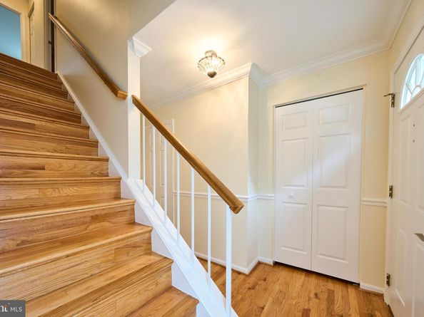 6906 Lafayette Park Drive, Annandale VA 22003