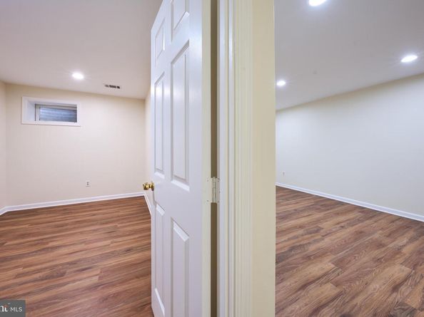 6906 Lafayette Park Drive, Annandale VA 22003