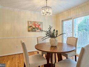 6906 Lafayette Park Drive, Annandale VA 22003