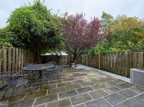 6906 Lafayette Park Drive, Annandale VA 22003