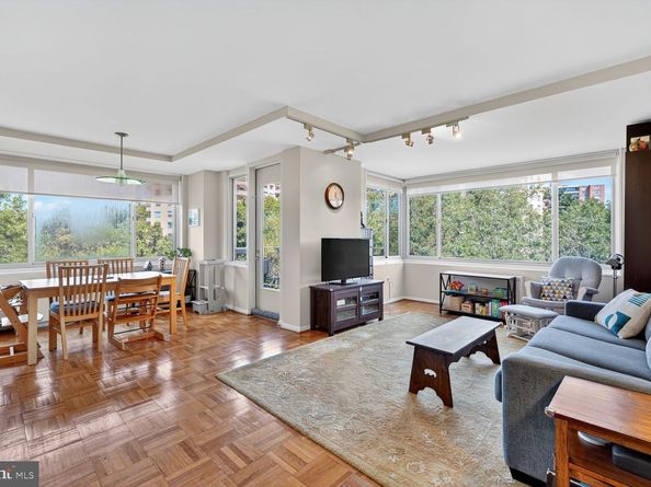 4000 Tunlaw Road NW 1026, Washington DC 20007