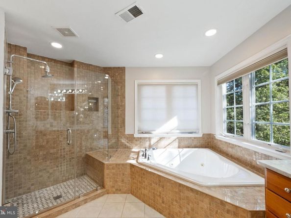 2393 Watters Glen Court, Falls Church VA 22043