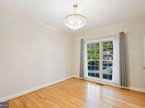 2393 Watters Glen Court, Falls Church VA 22043