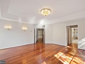 2393 Watters Glen Court, Falls Church VA 22043