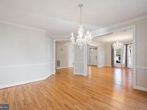 2393 Watters Glen Court, Falls Church VA 22043