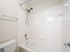 2393 Watters Glen Court, Falls Church VA 22043