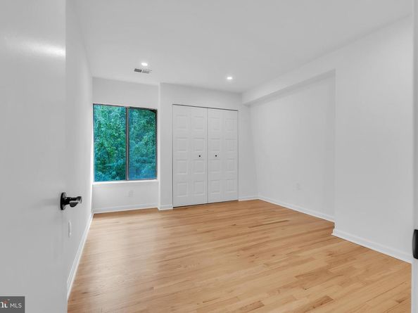 8074 Inverness Ridge Road, Potomac MD 20854