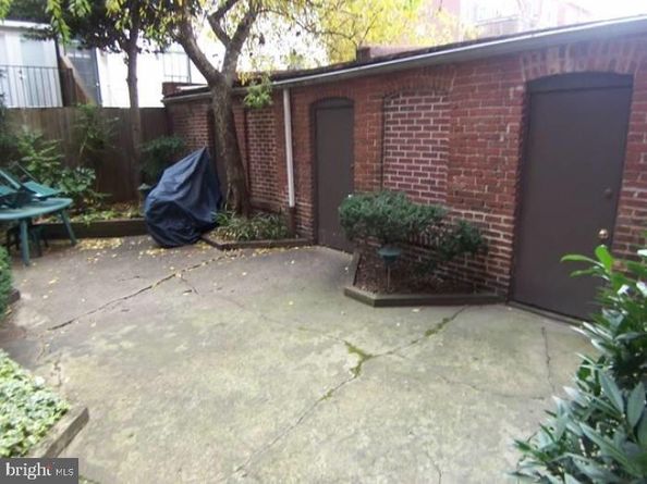 1835 NW 16TH Street NW 1, Washington DC 20009