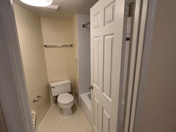 1835 NW 16TH Street NW 1, Washington DC 20009