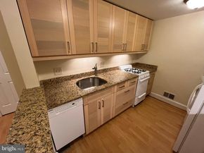 1835 NW 16TH Street NW 1, Washington DC 20009