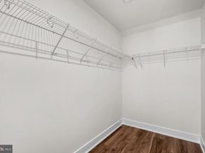13928 Aviation Place, Herndon VA 20171