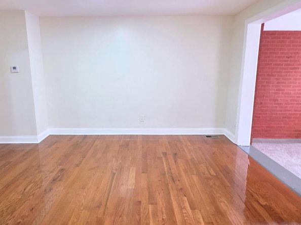 1554 E Lycoming Street, Philadelphia PA 19124