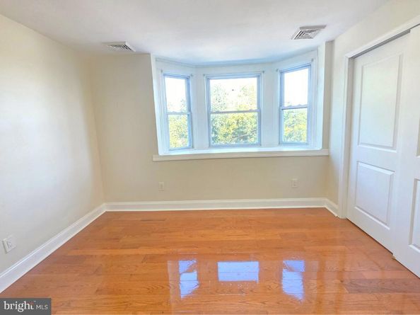 1554 E Lycoming Street, Philadelphia PA 19124