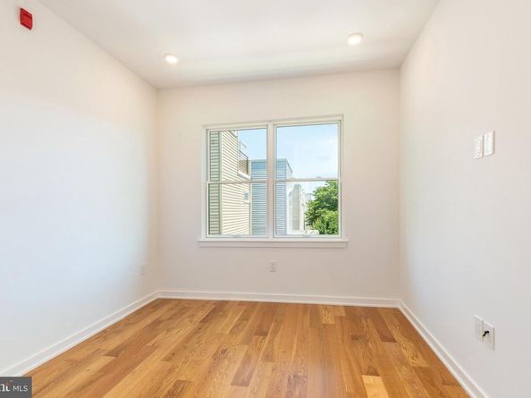 1123 S 20TH Street, Philadelphia PA 19146