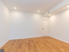1123 S 20TH Street, Philadelphia PA 19146