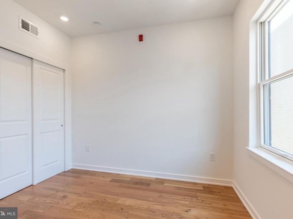 1123 S 20TH Street, Philadelphia PA 19146