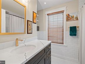30 T Street NE 2, Washington DC 20002