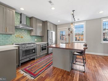 30 T Street NE