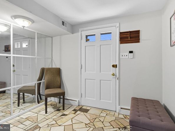 1028 Norvelt Drive, Philadelphia PA 19115