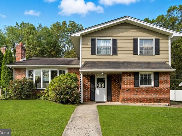 1028 Norvelt Drive, Philadelphia PA 19115