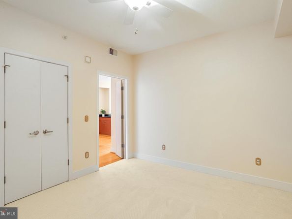 910 M Street NW 516, Washington DC 20001