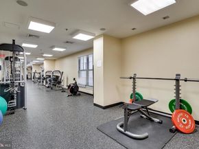 910 M Street NW 516, Washington DC 20001