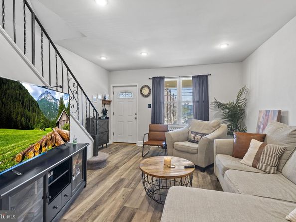 5708 Hegerman Street, Philadelphia PA 19135