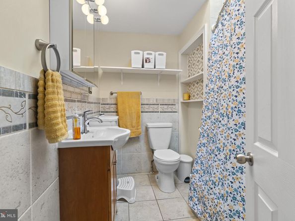 5708 Hegerman Street, Philadelphia PA 19135