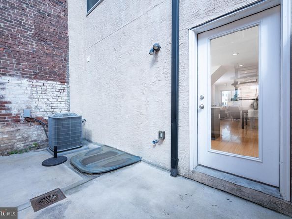 2102 Berges Street A, Philadelphia PA 19125