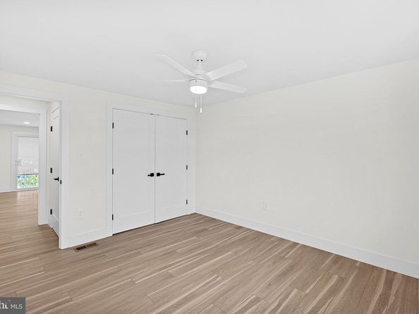 105 Woodgate Court, Sterling VA 20164