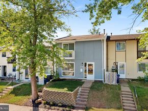 105 Woodgate Court, Sterling VA 20164