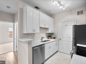 1570 Spring Gate Drive 7303, Mclean VA 22102