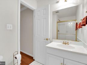 21439 Kenyon Court, Sterling VA 20164