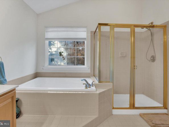 21439 Kenyon Court, Sterling VA 20164