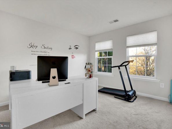 21439 Kenyon Court, Sterling VA 20164