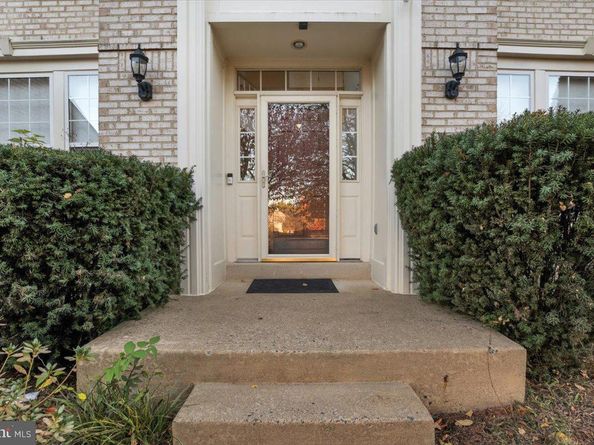 21439 Kenyon Court, Sterling VA 20164