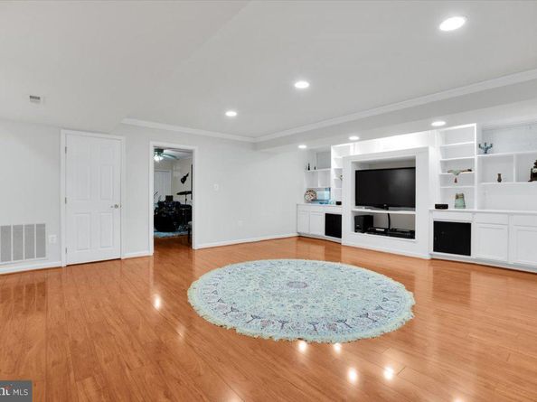 21439 Kenyon Court, Sterling VA 20164