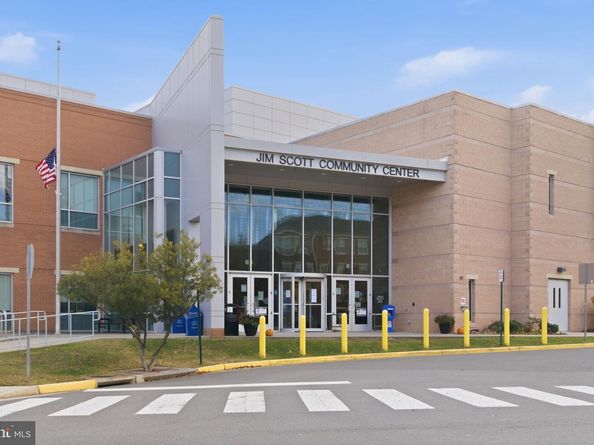 3033 White Birch Court, Fairfax VA 22031