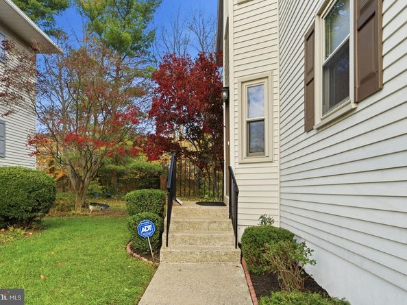 3033 White Birch Court, Fairfax VA 22031