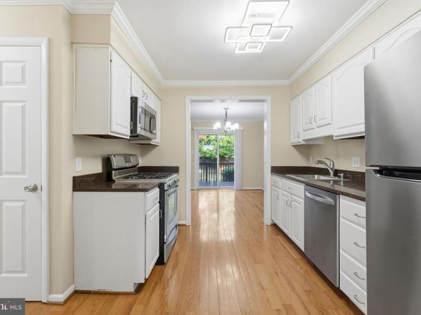 3033 White Birch Court, Fairfax VA 22031