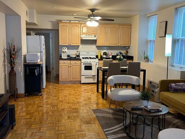 1220 Pine Street, Philadelphia PA 19107