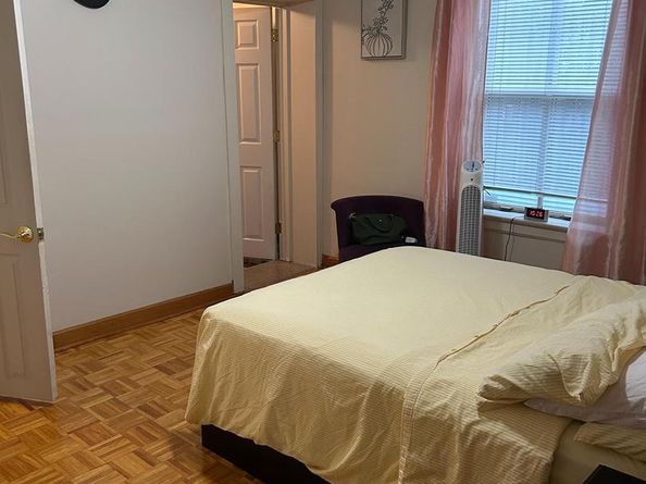 1220 Pine Street, Philadelphia PA 19107