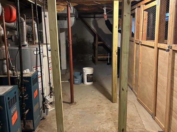 1220 Pine Street, Philadelphia PA 19107