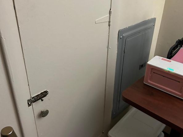 1220 Pine Street, Philadelphia PA 19107