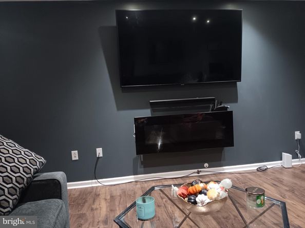 1904 W Jefferson Street, Philadelphia PA 19121